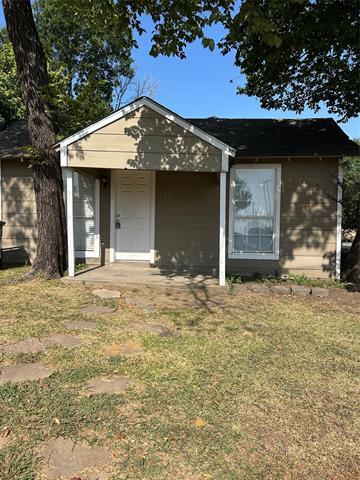 Building Photo - 802 Cross Timber St