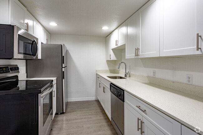 2BR, 2BA - 1,229SF