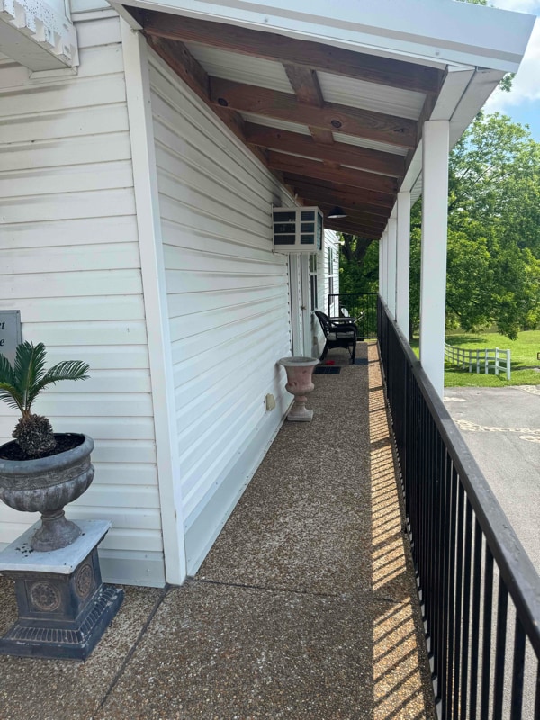 Photo - 505 S Cannon Blvd