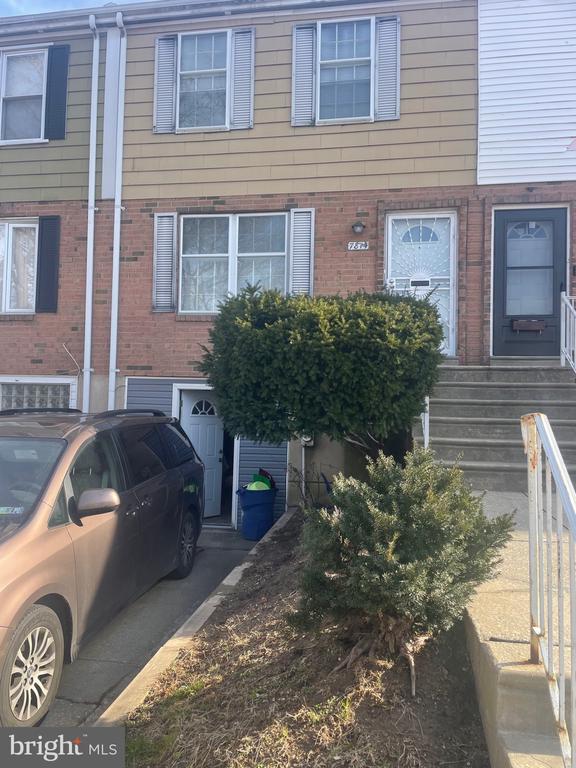 Photo - 7814 Saturn Pl