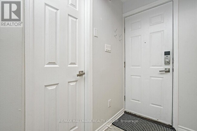 Photo - 232 Rue Wilbrod St Unit 1