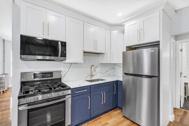 Photo - 19 Farrington St Unit 1