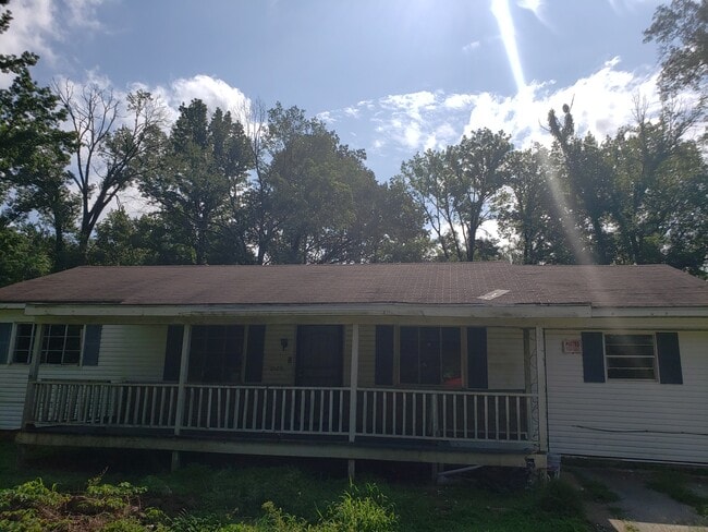 Building Photo - 3324 Beatrice Dr Rental