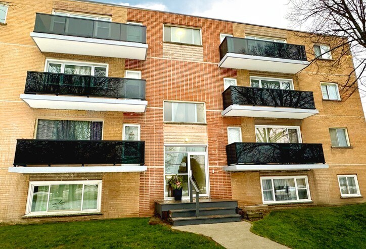 Breton Place Apartments - Breton Place Apartments