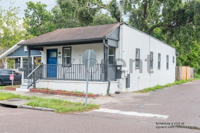 Building Photo - 909 E 28th Ave Rental