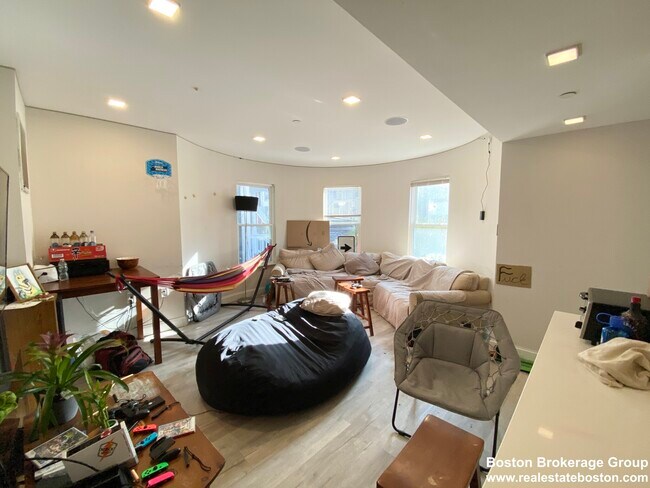 Photo - 113 Hillside St Unidad 1