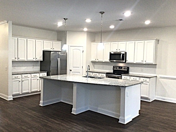 Photo - 104 Stagecoach Ln