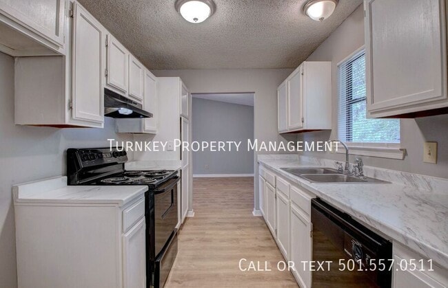 Photo - 3308 Holt St