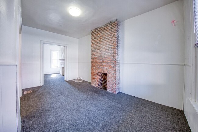 Photo - 354 Ophelia St