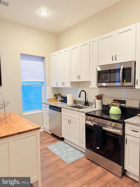 Photo - 3429 Chestnut Ave