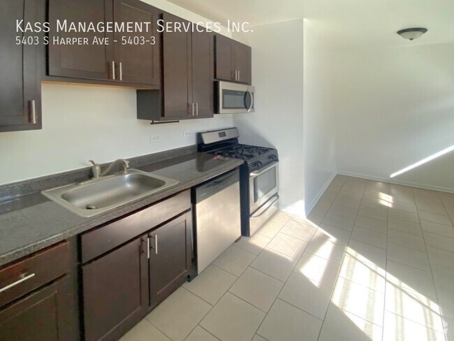 Building Photo - 5403 S Harper Ave Unit 5403-3 Rental