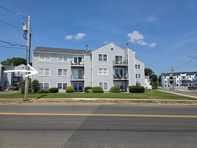 Building Photo - 215 Beach St Unit 2A Rental