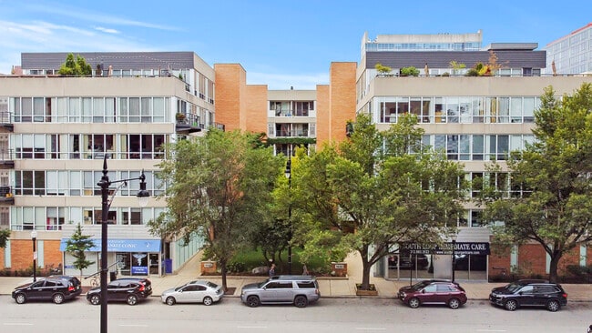 Building Photo - 1440 S Michigan Ave Unit 415