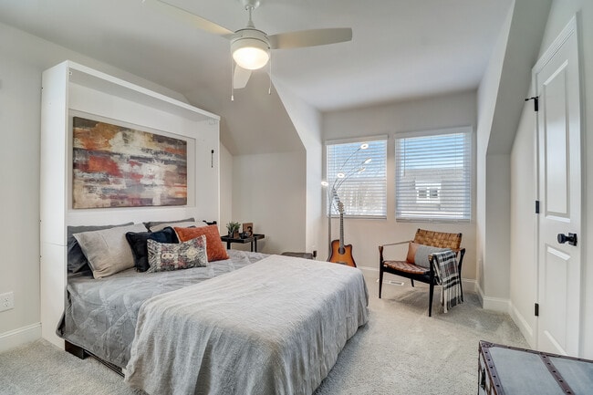 Enderly Towns - Townhomes for Rent in Charlotte, NC - Enderly Neighborhood