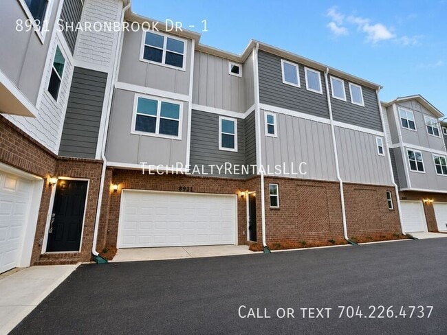 Building Photo - 8931 Sharonbrook Dr
