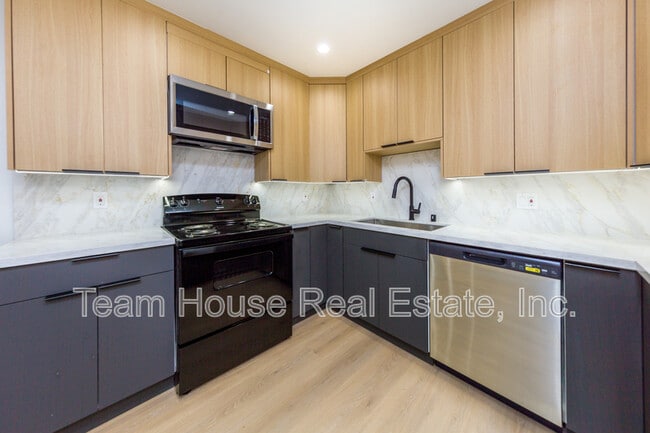 Photo - 7510 Etiwanda Ave