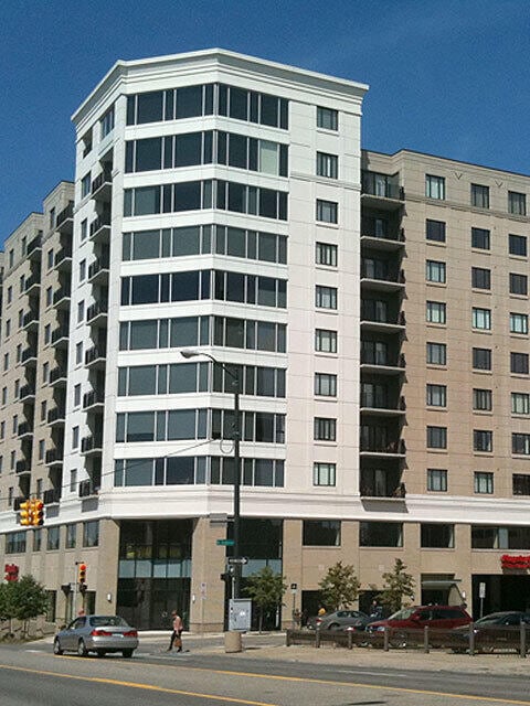 Building Photo - 111 N Ashley St Unit 613