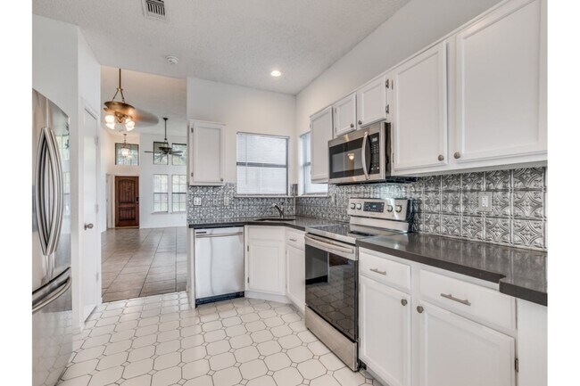 Photo - 6501 Topaz Dr