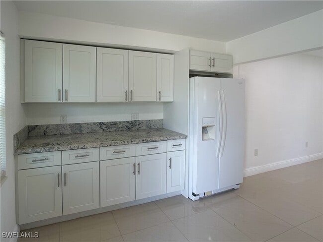 Photo - 4839 Tudor Dr