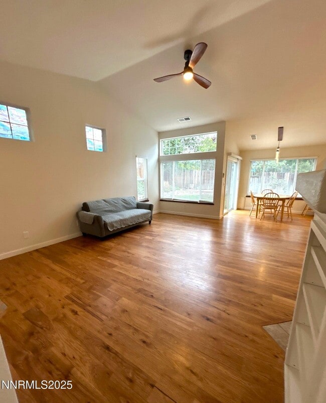 Photo - 130 Summerset Dr