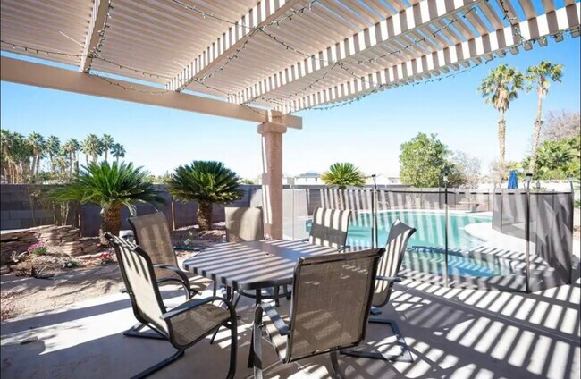 Photo - 2434 La Casa Dr