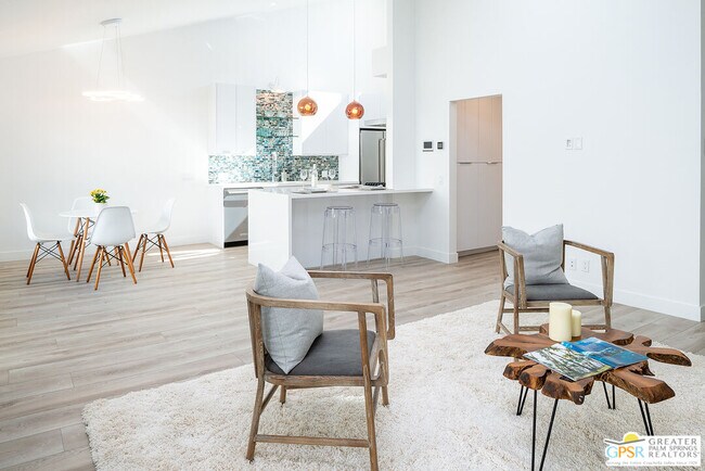 Photo - 717 Orlando Ave Unit 07