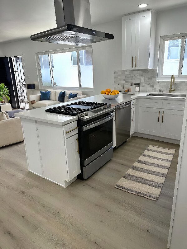 206 S Bandini St Apartment Unit 206 Los Angeles, CA