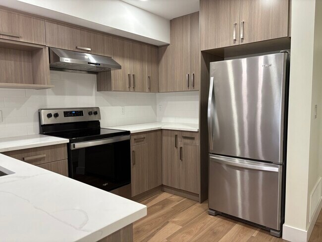 Photo - 500 Fleming Rd