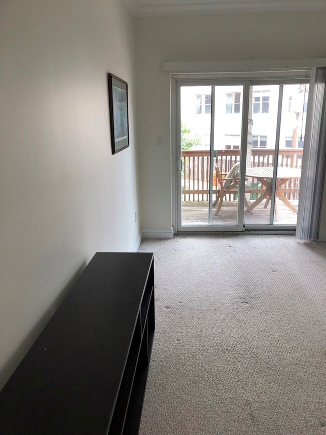 Photo - 1927 17th St NW Unidad 6