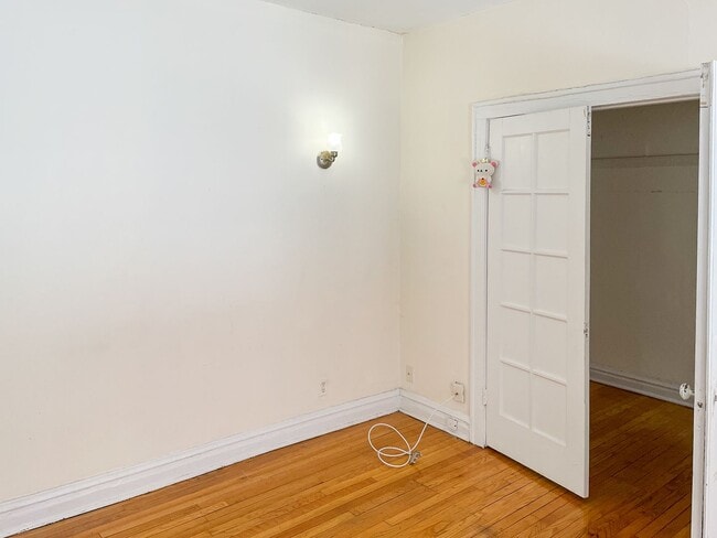 Photo - 435 W Surf St Unit 1H