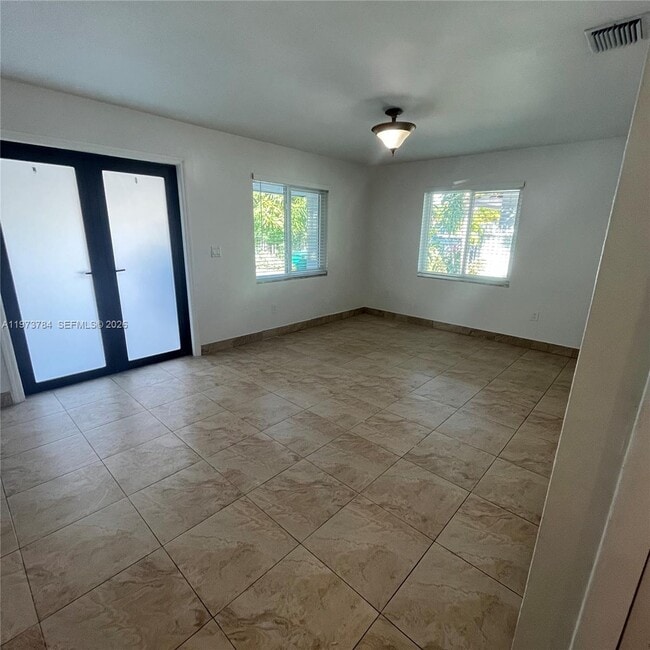 Photo - 3156 SW 16th St Unit 3158