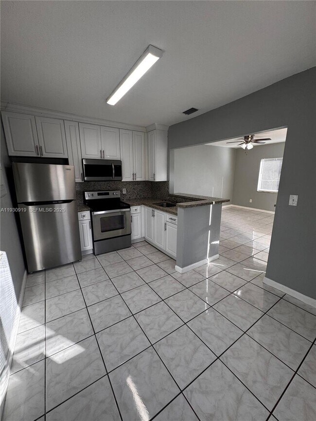 Photo - 3753 SW 26th Terrace