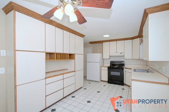 Photo - 5001 Heath Ave