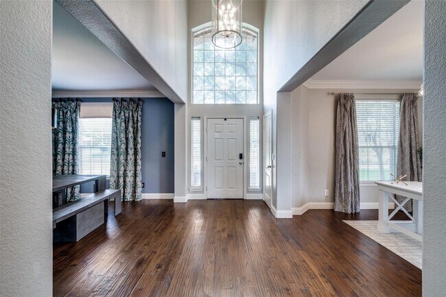 Photo - 4621 Hinton Dr