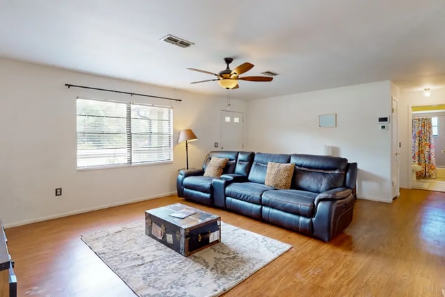 Photo - 2311 S Rock Crusher Rd House