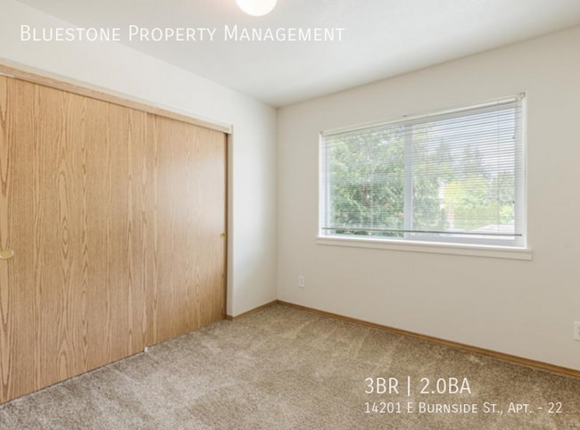 Photo - 14201 E Burnside St Unidad 22