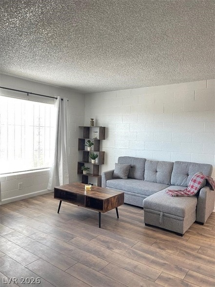 Photo - 615 S Royal Crest Cir Unit 22