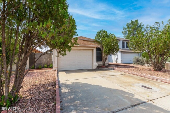 Photo - 3013 E Bluefield Ave