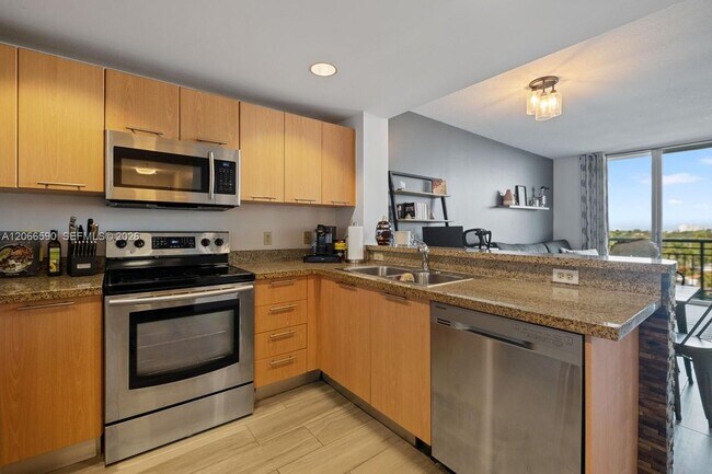 Photo - 2021 SW 3rd Ave Unit 602