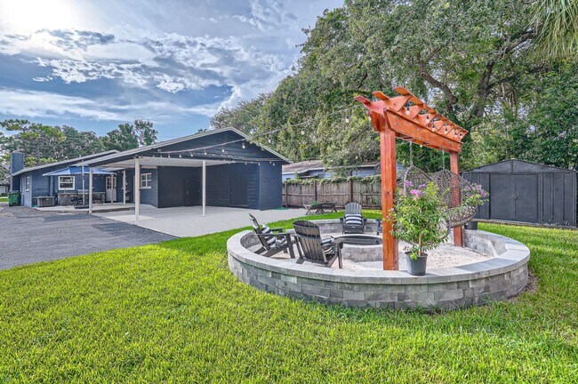 Photo - Switzer by Bayshore Blvd near MacDill AFB