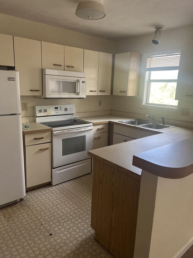 Photo - 6801 Willowbrook Dr