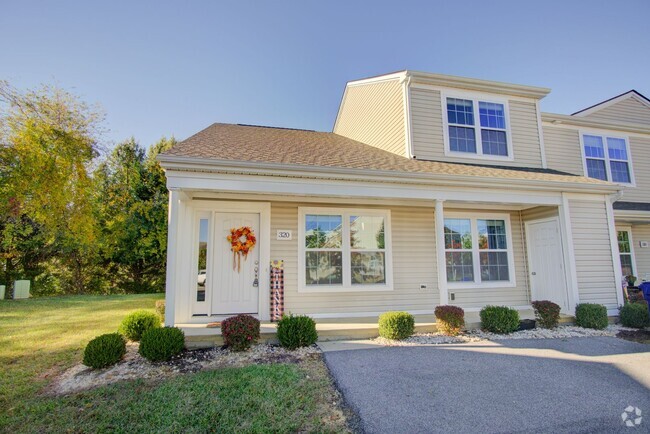 Building Photo - 3 Bed / 2 Bath. Master on Main. Pet Friend... Rental