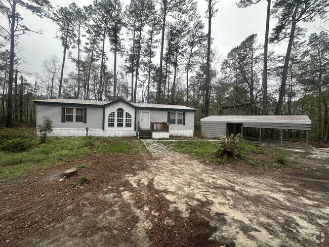 Building Photo - 17 Oak Ridge Cir Rental