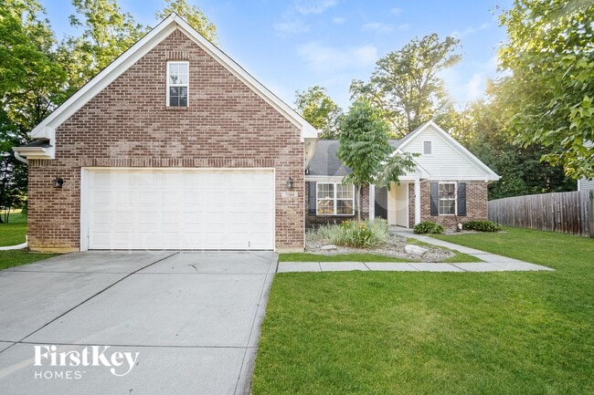 Building Photo - 7044 N Mesquite Ct