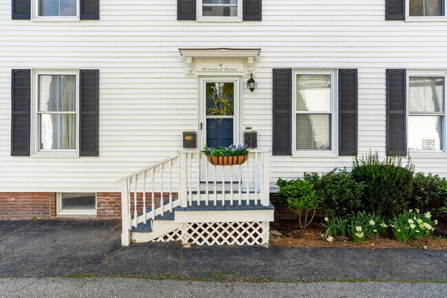 Photo - 4 Greenleaf St Unit B