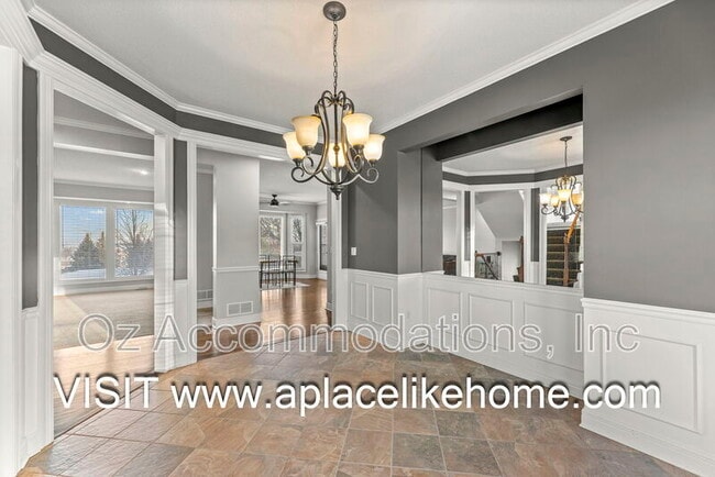 Photo - 14305 Robinson St