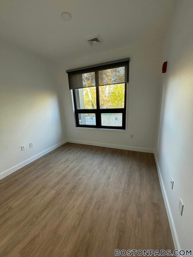 Photo - 199 Gardner St Unit 107