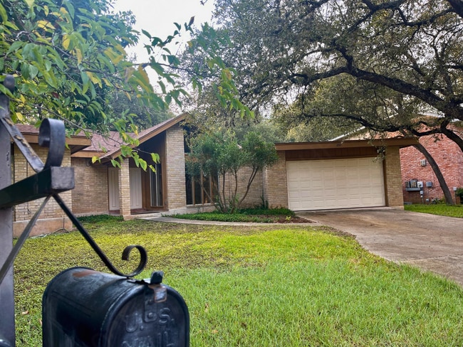 Photo - 11110 Whisper Hollow