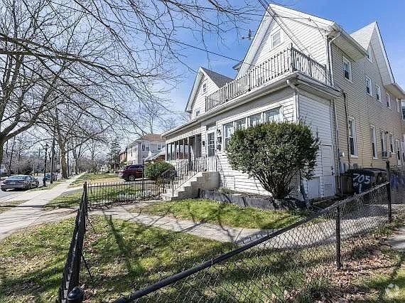 Building Photo - 705 Collings Ave Rental