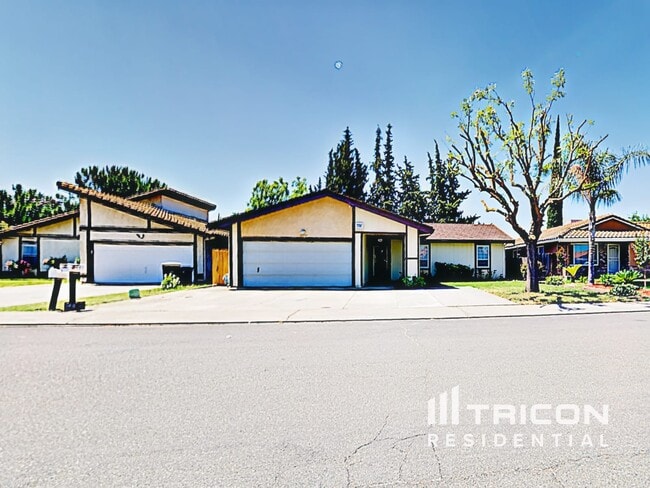 Building Photo - 2024 Bavil Dr